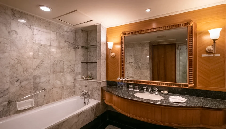 هتل مونتین ریورساید بانکوک